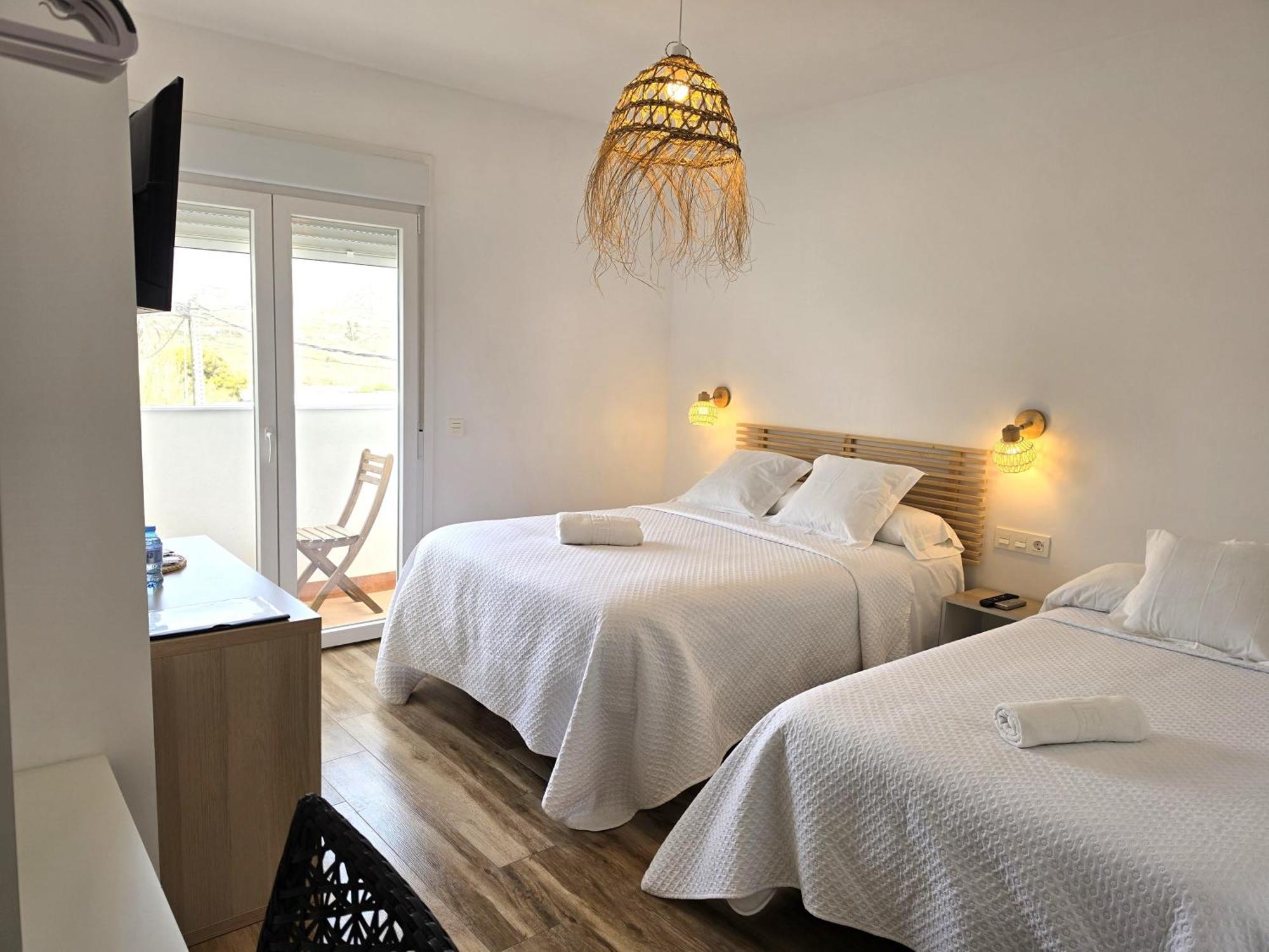 Camera Doppia con Letti Singoli con Letto Supplementare